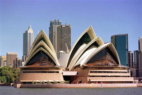 How Tall is the Sydney Opera House? – 探索建筑高度与艺术的交织